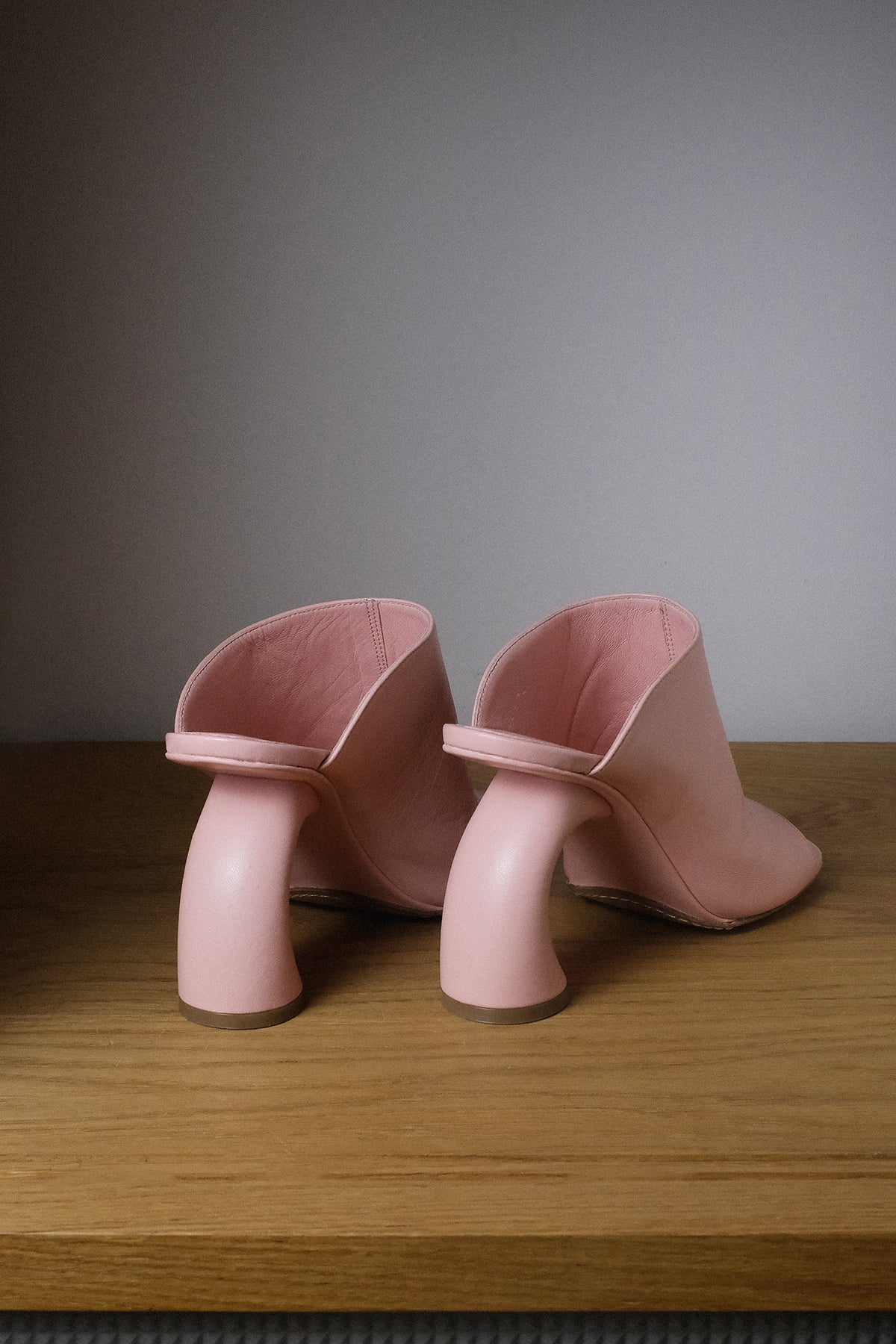 Dries van Noten — Sandals / Pink